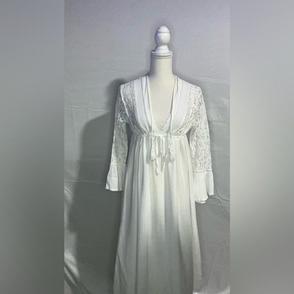 Cover up 2 for $35 or 3 $45 Mix & match) - Picture 2 of 6